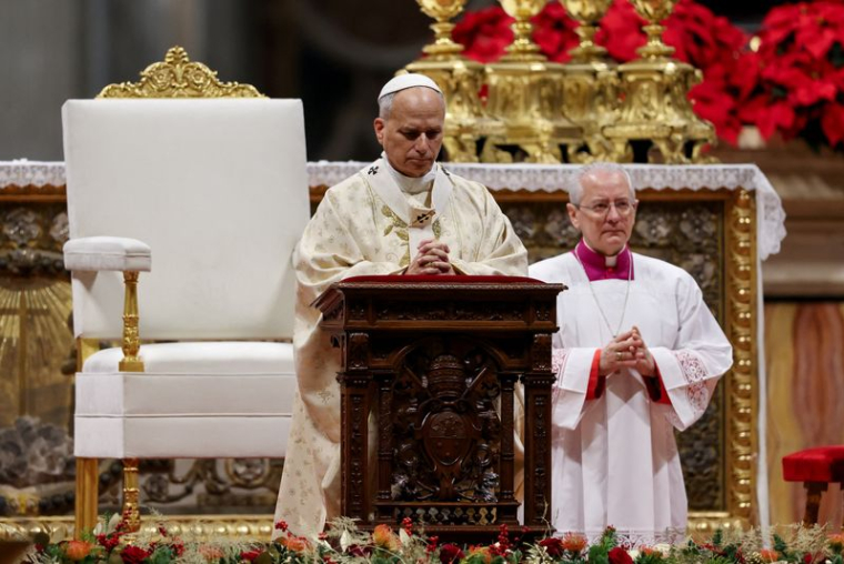 Le pape Léon XIV célèbre la messe de Noël depuis le Vatican