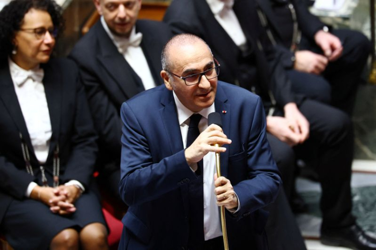 Questions au gouvernement à l'Assemblée nationale à Paris