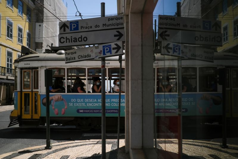 CORONAVIRUS: TEST NÉGATIF OU VACCINATION NÉCESSAIRE POUR SÉJOURNER AU PORTUGAL