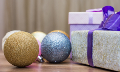 Vous n'aimez votre cadeau de Noël ? Vous avez l'embarras du choix pour le revendre. (illustration) (Anestiev / Pixabay)