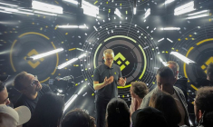 Photo d'archives du directeur général de Binance Changpeng Zhao lors d'un événement à Paris