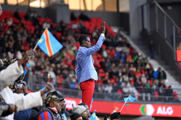 Michel le prouve : les statues peuvent pleurer