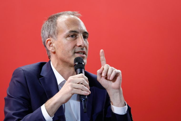 Raphaël Glucksmann lors d'un rassemblement de la gauche social-démocrate à Pontoise (Val d'Oise), le 16 november 2025  ( AFP / GEOFFROY VAN DER HASSELT )