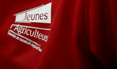 Jocelyn Dubost, cultivateur en Isère de 31 ans, a été élu, jeudi, président du syndicat Jeunes Agriculteurs ( AFP / Anna KURTH )
