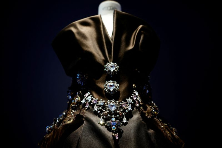 Une robe Haute Couture Christian Lacroix