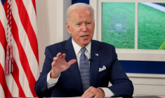 BIDEN S'ENGAGE AUPRÈS DE MACRON À DES CONSULTATIONS APPROFONDIES