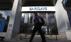 GRANDE-BRETAGNE: FACE À L'INFLATION, BARCLAYS ACCORDE UNE AUGMENTATION DE SALAIRE À 35.000 DE SES EMPLOYÉS