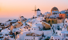 En Grèce, la fièvre Airbnb réveille un immobilier moribond (Crédit Photo : Tom Grimbert (@tomgrimbert) - Unsplash)