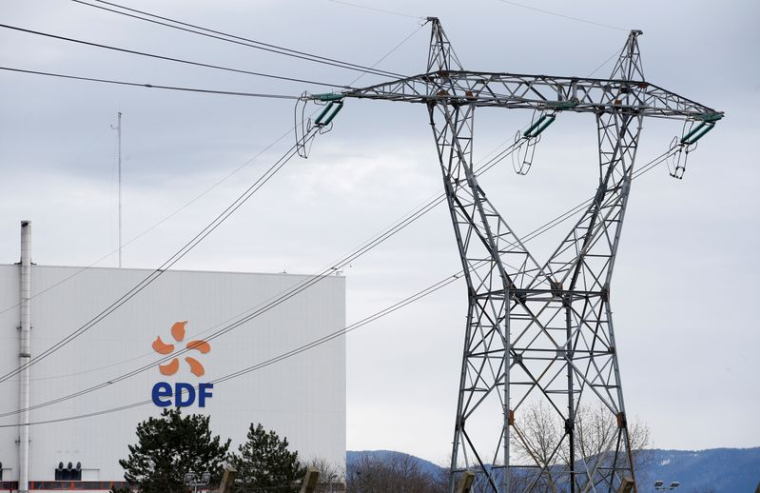 EDF CHUTE SUR FOND DE DOUTES SUR LE PROJET HERCULE