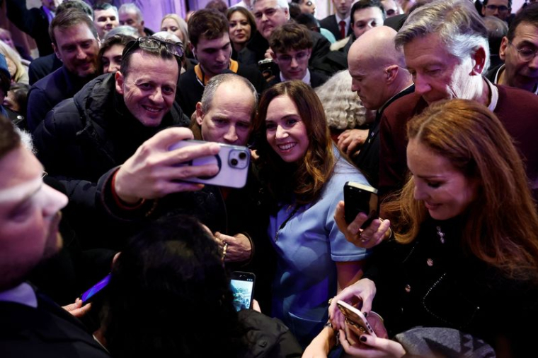 Sarah Knafo lance sa campagne pour les élections municipales à Paris