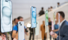 La Cour de justice de l'Union européenne (CJUE) pourrait contraindre Apple à payer 13 milliards d'euros d'arriérés fiscaux à l'Irlande, conformément à une décision de Bruxelles. ( AFP / NIC COURY )