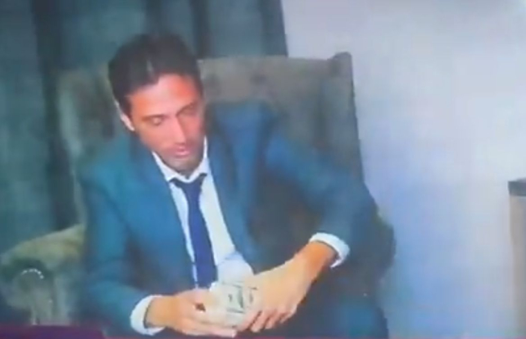 Le président de San Lorenzo accepte un pot-de-vin, sans se douter qu’il était filmé