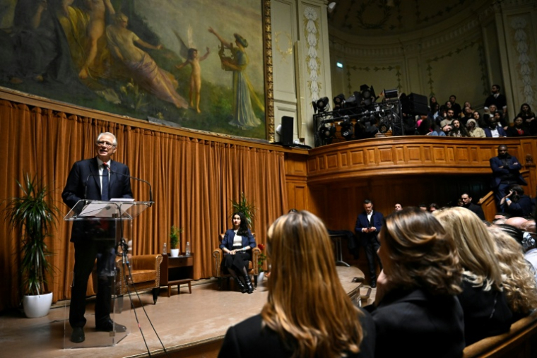 L'ancien Premier ministre Dominique de Villepin à La Sorbonne à Paris le 27 mars 2026 ( AFP / JULIEN DE ROSA )