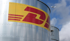 Hub DHL à l'aéroport Roissy-Charles de Gaulle  près de Paris. ( AFP / ERIC PIERMONT )