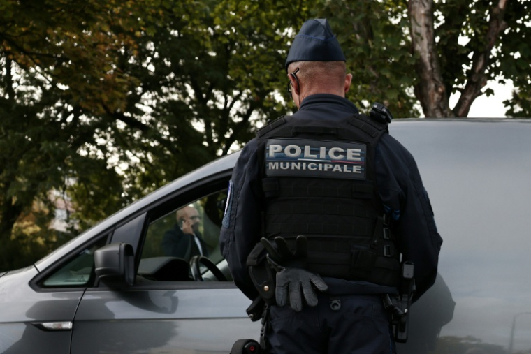 La France compte plus de 28.000 policiers municipaux, répartis dans 4.500 communes  ( POOL / Thibaud MORITZ )