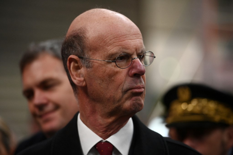 Eric Lombard, le 14 mars 2025, à La Rochelle ( AFP / CHRISTOPHE ARCHAMBAULT )