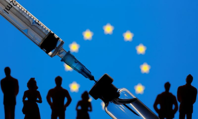 ASTRAZENECA A INFORMÉ L'UE DE RETARD DANS SES LIVRAISONS DE VACCIN, SELON BILD