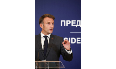 Le président français Macron rencontre le président serbe Vucic à Belgrade