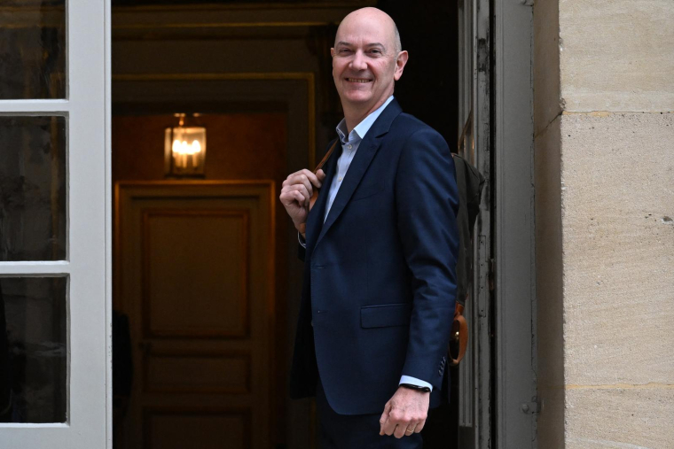 Roland Lescure à Paris le 10 février 2024. ( AFP / MIGUEL MEDINA )