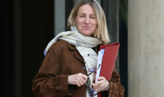 La ministre du Travail, Astrid Panosyan-Bouvet, le 16 juillet 2025 à Paris ( AFP / Ludovic MARIN )