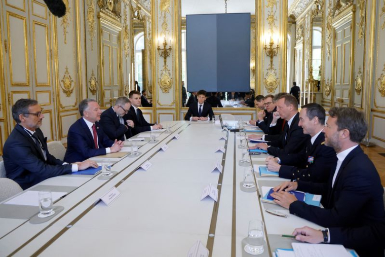 Réunion au palais présidentiel de l'Elysée, à Paris