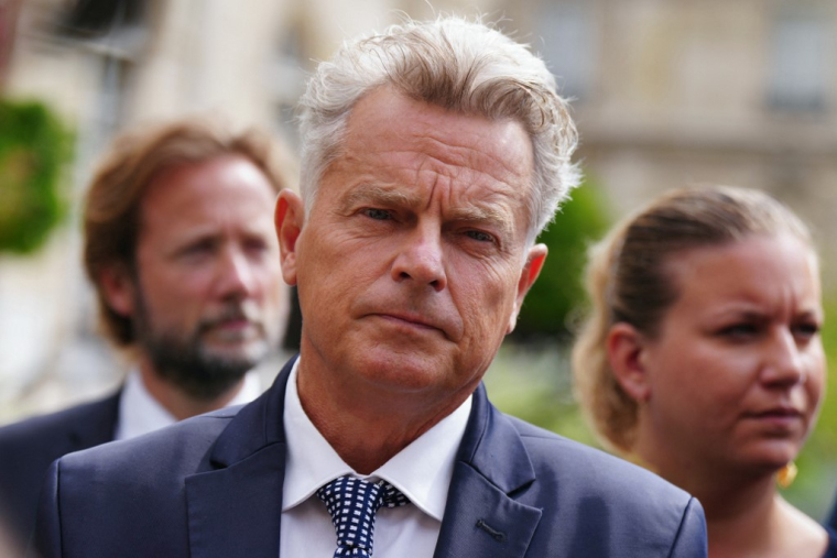 Fabien Roussel à Paris, le 23 août 2024. ( AFP / DIMITAR DILKOFF )