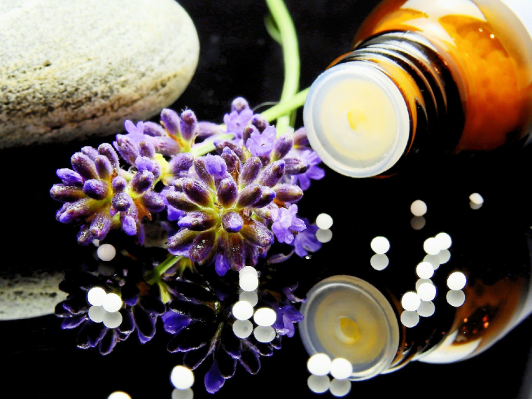 Tendance naturopathie : pourquoi tout le monde s'y met ?