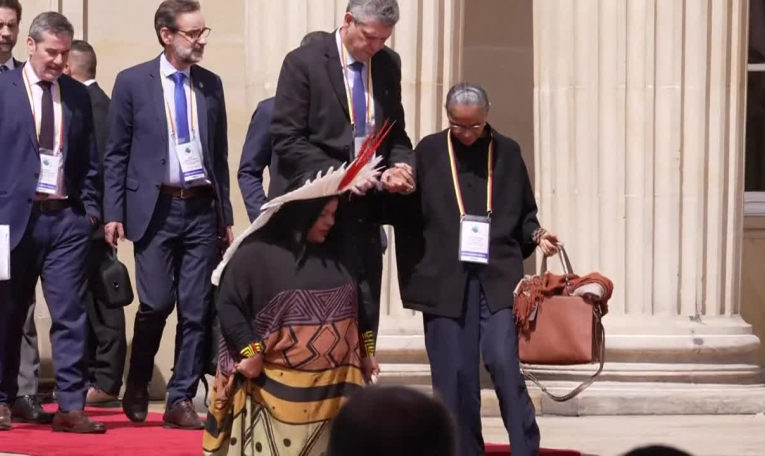 Sommet OTCA: présidents colombien, bolivien et brésilien rencontrent des délégués autochtones