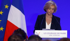 FRANCE 2022: PÉCRESSE LANCE UN APPEL AUX DONS POUR LA "SURVIE" DES RÉPUBLICAINS