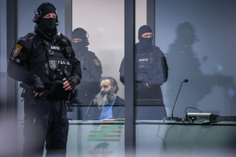 Le Saoudien Taleb Jawad al-Abdulmohsen au deuxième jour de son procès le 11 novembre 2025 à Magdebourg, en Allemagne, pour l'attaque à la voiture bélier du marché de Noël en décembre 2024 ( AFP / RONNY HARTMANN )