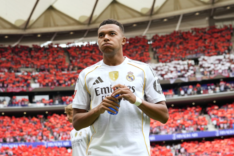 Kyks sur son adaptation en Espagne : « Ils font très bien la paella »