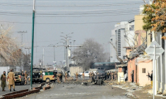 Des membres des forces de sécurité pakistanaises sur les lieux d'une des attaques imputées à des séparatistes, le 31 janvier 2026 à Quetta, dans la province pakistanaise du Baloutchistan  ( AFP / Adnan AHMED )