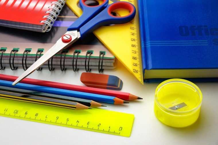 L'augmentation du cours du plastique et de la pâte à papier ont contribué aux augmentations. (illustration) (ds_30 / Pixabay)