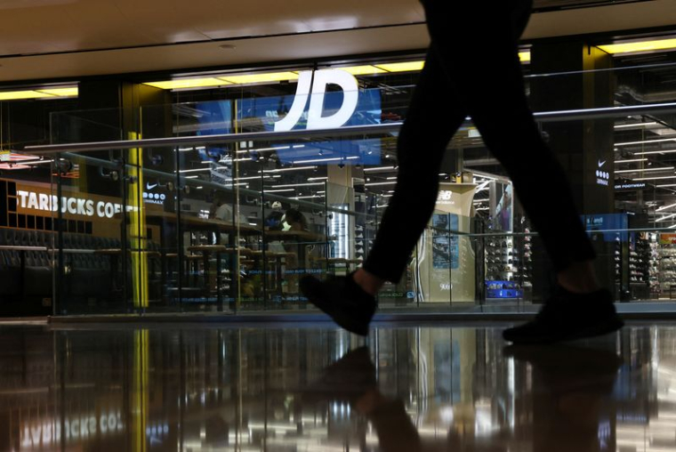 L'intérieur du magasin phare de JD Sports à Londres