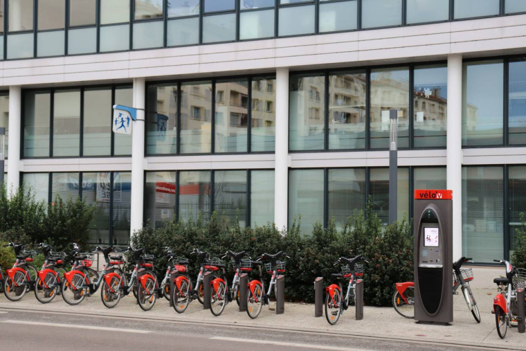 La sécurité sociale va massivement recruter en 2021 - iStock-Eric Bascol