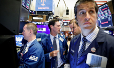 WALL STREET OUVRE EN BAISSE