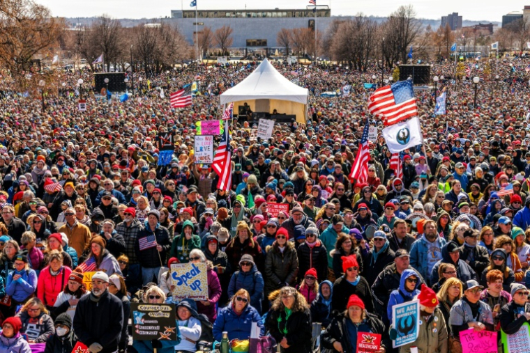 Manifestation No Kings contre Donald Trump à Saint Paul, Minnesota, le 28 mars 2026 ( AFP / Kerem YUCEL )