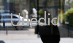 Patronat et syndicats tentent mercredi de trouver un accord pour faire économiser au moins 400 millions d'euros à l'assurance chômage sur les ruptures conventionnelles, que le gouvernement juge trop coûteuses ( AFP / Emma DA SILVA )