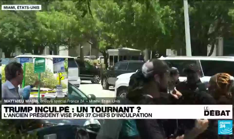 Donald Trump visé par 37 chefs d'inculpation : un tournant ?