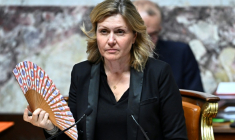 La présidente de l'Assemblée nationale Yaël Braun-Pivet, lors d'une séance de questions au gouvernement, le 7 avril 2026 à Paris  ( AFP / JULIEN DE ROSA )