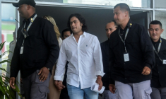 Nicolas Petro (au centre), fils du président colombien Gustavo Petro, à Barranquilla, en Colombie, le 29 juillet 2023 ( AFP / Jesus RICO )