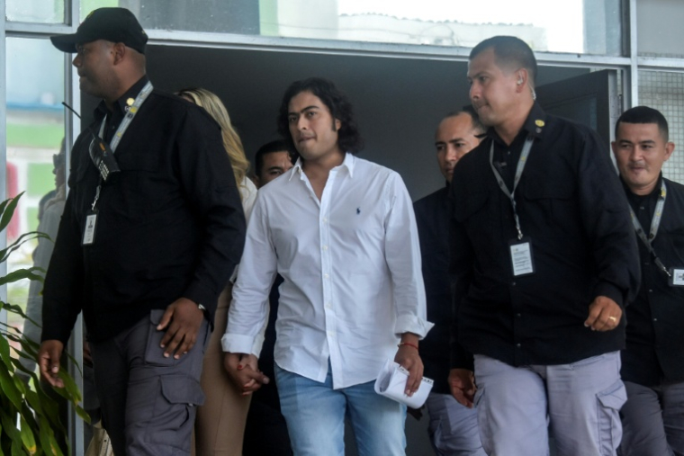 Nicolas Petro (au centre), fils du président colombien Gustavo Petro, à Barranquilla, en Colombie, le 29 juillet 2023 ( AFP / Jesus RICO )