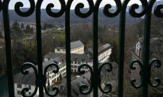 Le collège-lycée Le Beau Rameau, anciennement connue sous le nom Notre-Dame de Betharram