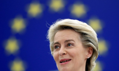 CORONAVIRUS: PLUS DE 300 MILLIONS DE VACCINATIONS DANS L'UE, DIT VON DER LEYEN