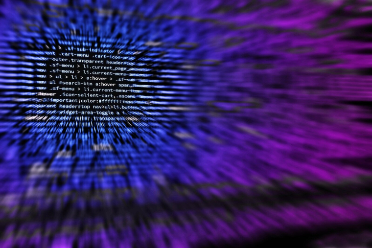 Le pirate à l'origine de cette fuite serait très connu dans le milieu du commerce illégal de données bancaires (illustration). (Pixabay / Pexels)