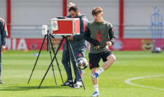 Le Bayern devra faire sans Lennart Karl