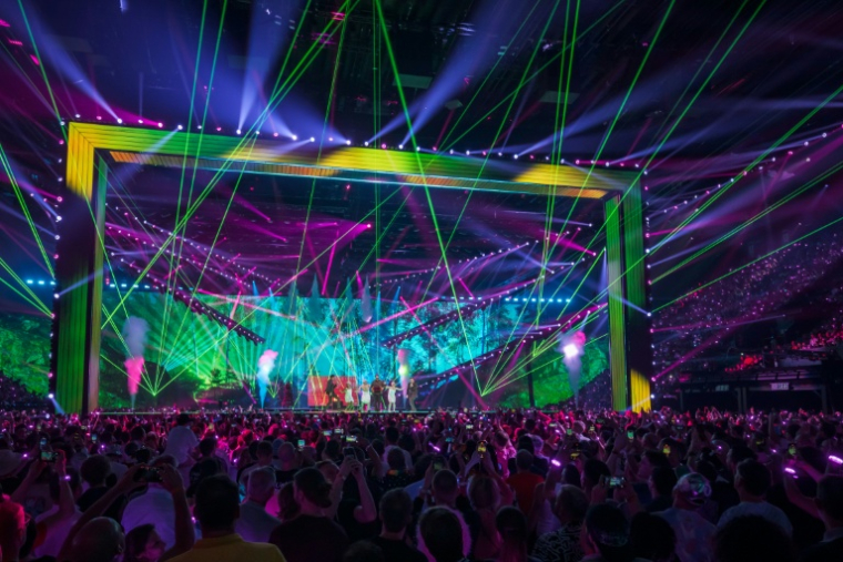 Le groupe finnois KAJ, représentant de la Suède, pendant une répétition de la finale de l'Eurovision, à Bâle en Suisse le 16 mai 2025 ( AFP / Fabrice COFFRINI )
