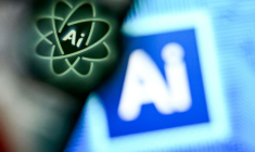 Des robots conversationnels spécialisés dans la santé partent à l'assaut du public français, non sans prudence dans un domaine où l'erreur peut avoir des conséquences gravissimes ( AFP / Kirill KUDRYAVTSEV )