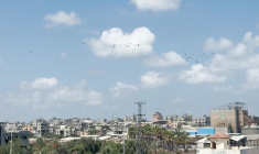 Gaza: un avion largue de l'aide humanitaire au-dessus du camp de réfugiés d'al-Bureij