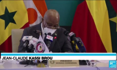 Mali : la Cédéao impose des sanctions individuelles aux membres de la junte